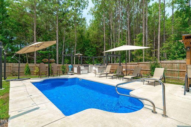 359 Badger Pass Drive, Clayton, NC 27527