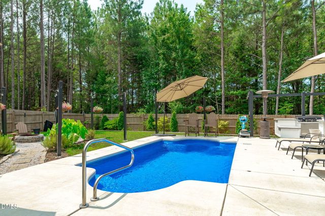 359 Badger Pass Drive, Clayton, NC 27527