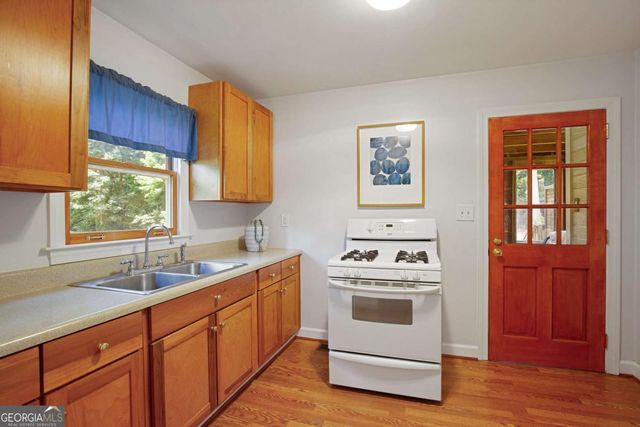 515 Scott Circle, Decatur, GA 30033