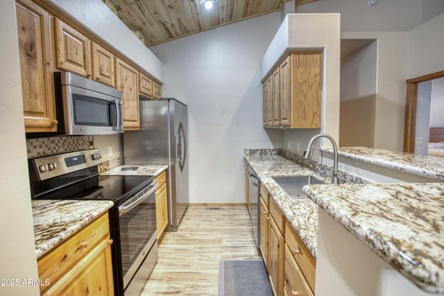 980 S BEECH Lane, Show Low, AZ 85901