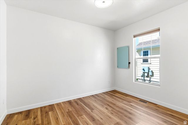 2064 W ORCHARD HARVEST DR, Kaysville, UT 84037