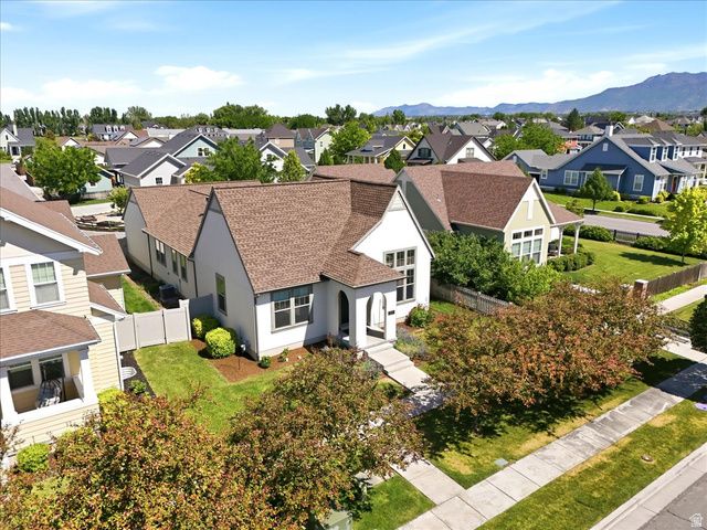 2064 W ORCHARD HARVEST DR, Kaysville, UT 84037