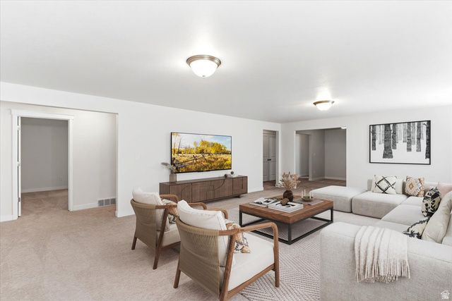 2064 W ORCHARD HARVEST DR, Kaysville, UT 84037