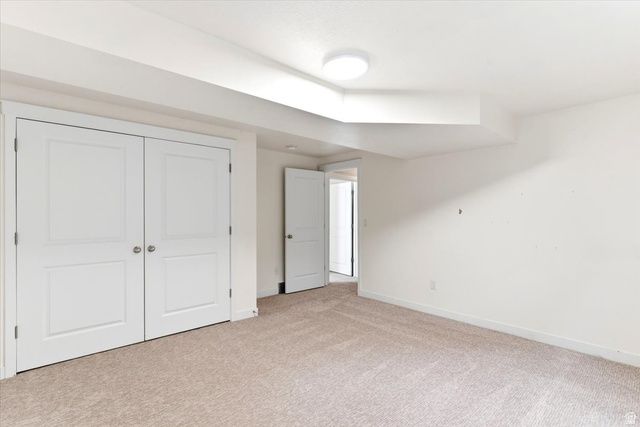 2064 W ORCHARD HARVEST DR, Kaysville, UT 84037