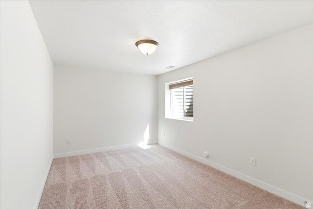 2064 W ORCHARD HARVEST DR, Kaysville, UT 84037