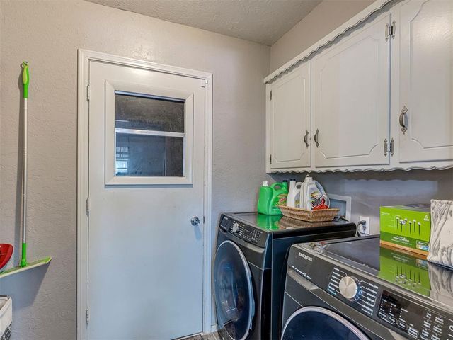 2204 Bellaire Drive, Moore, OK 73160