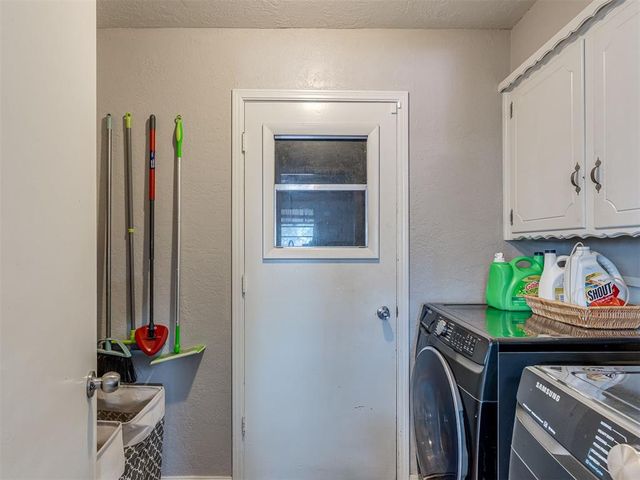 2204 Bellaire Drive, Moore, OK 73160