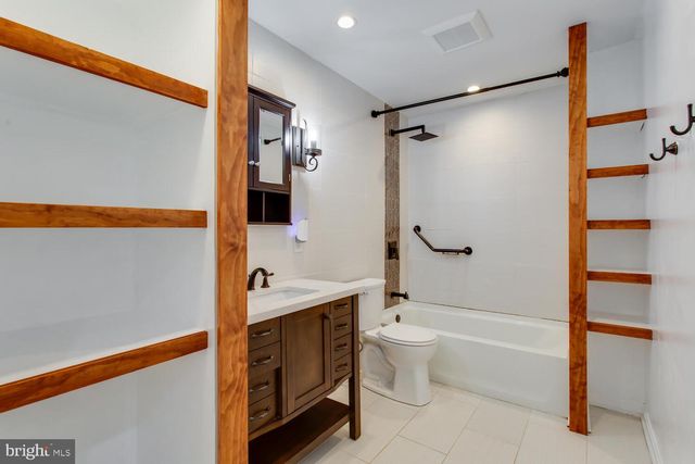 5213 VAUGHAN CT, Waldorf, MD 20602