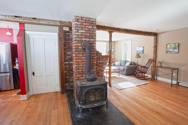 281 Old County Lane, Readsboro, VT 05350