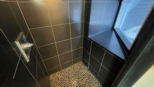 281 Old County Lane, Readsboro, VT 05350