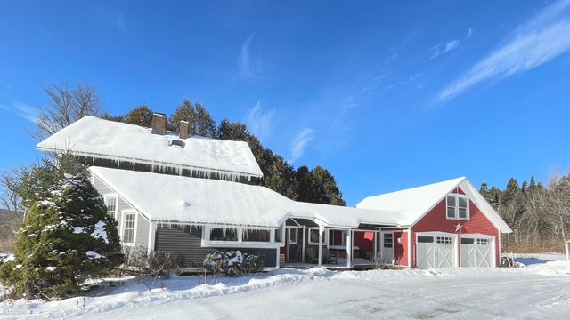 281 Old County Lane, Readsboro, VT 05350