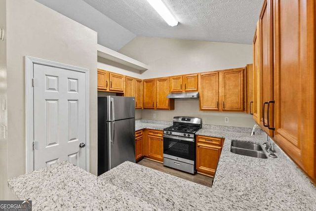 118 Black Oak Court, Stockbridge, GA 30281