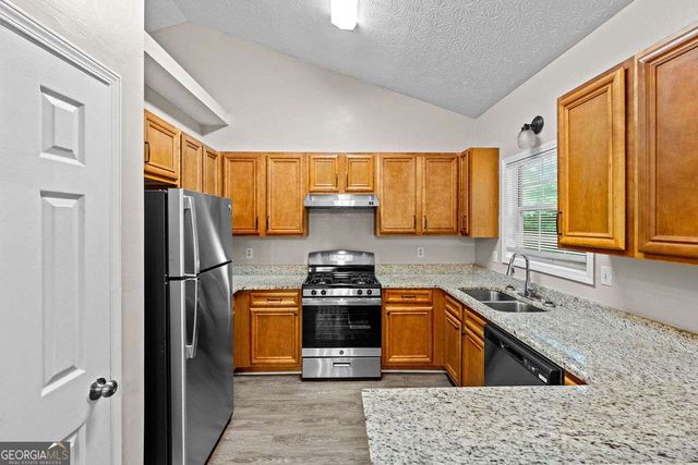 118 Black Oak Court, Stockbridge, GA 30281