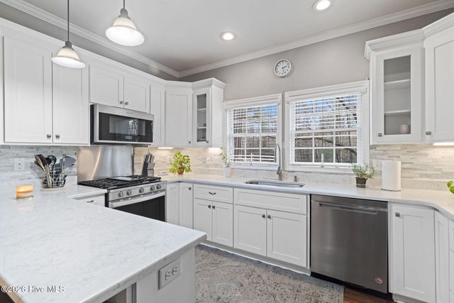 6628 Stag Park Road, Burgaw, NC 28425