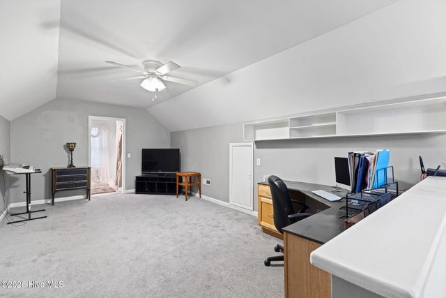 6628 Stag Park Road, Burgaw, NC 28425