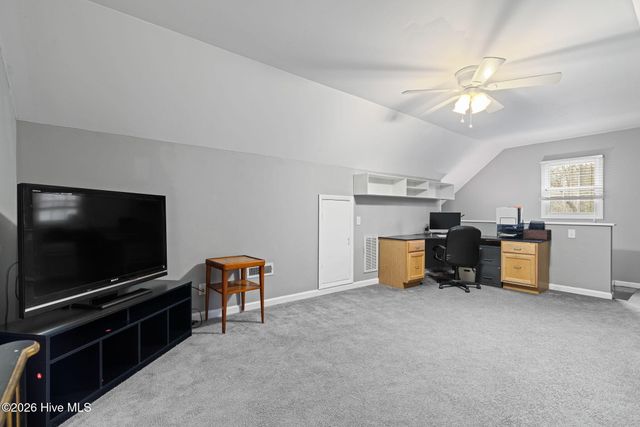 6628 Stag Park Road, Burgaw, NC 28425