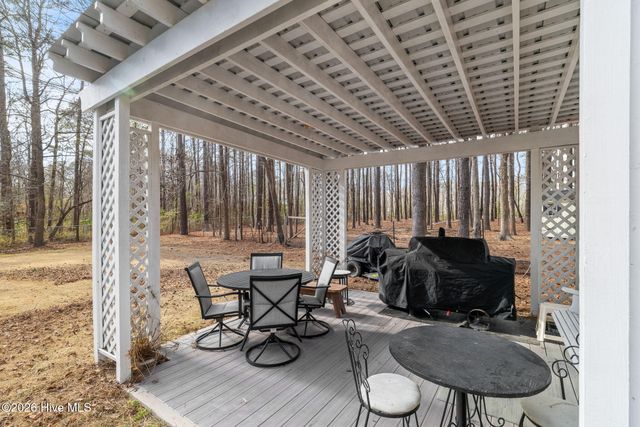 6628 Stag Park Road, Burgaw, NC 28425