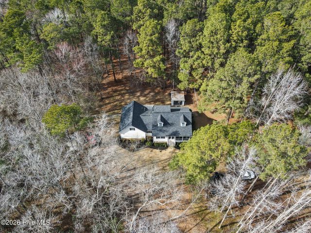 6628 Stag Park Road, Burgaw, NC 28425