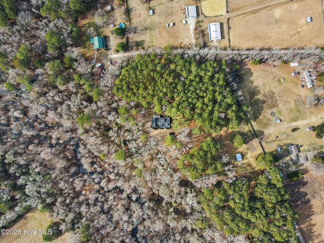 6628 Stag Park Road, Burgaw, NC 28425