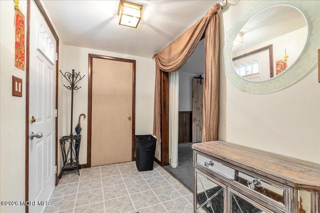 3 Chapman Terrace, Middletown, NJ 07748