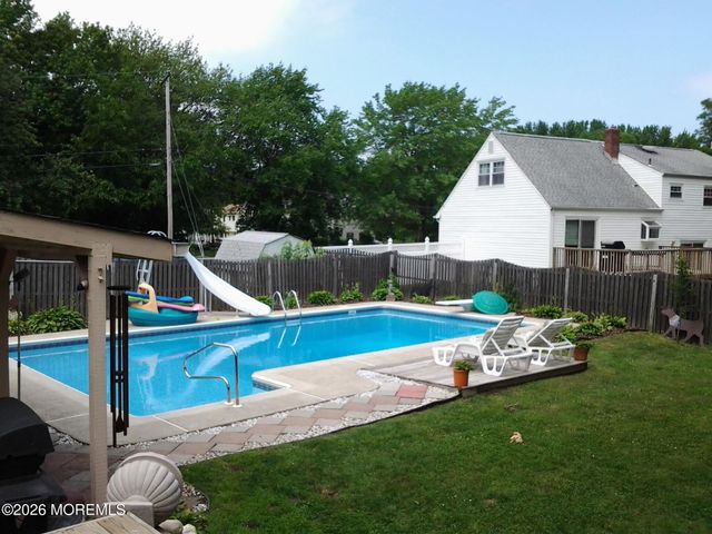 3 Chapman Terrace, Middletown, NJ 07748