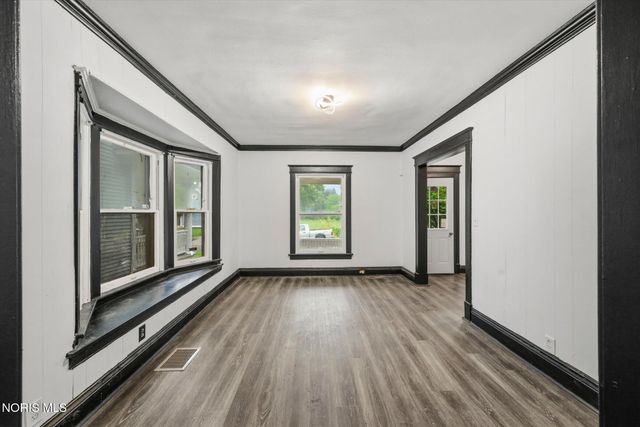 536 Acklin Avenue, Toledo, OH 43620