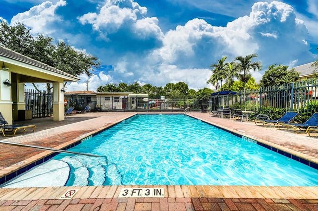 3317 NW 29TH Court, Lauderdale Lakes, FL 33311
