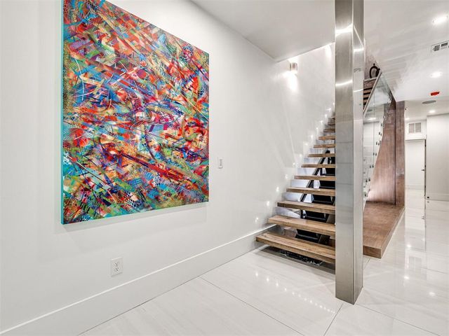 619 NE 5th Street, Oklahoma City, OK 73104
