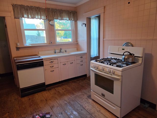 204 Lincoln Street, Marlborough, MA 01752