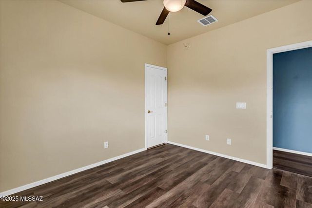 10054 E Cedar Hill Drive, Tucson, AZ 85748