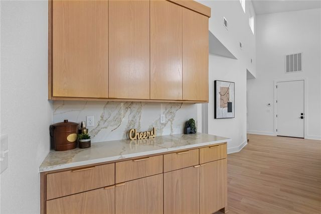 21 Dunvegan Lane, Bella Vista, AR 72715