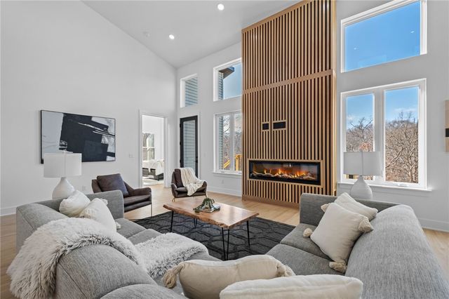 21 Dunvegan Lane, Bella Vista, AR 72715