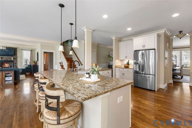 16401 Shefford Dr, Midlothian, VA 23112
