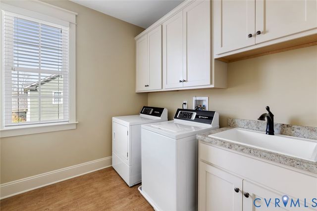 16401 Shefford Dr, Midlothian, VA 23112