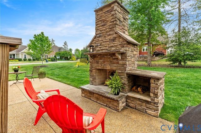 16401 Shefford Dr, Midlothian, VA 23112