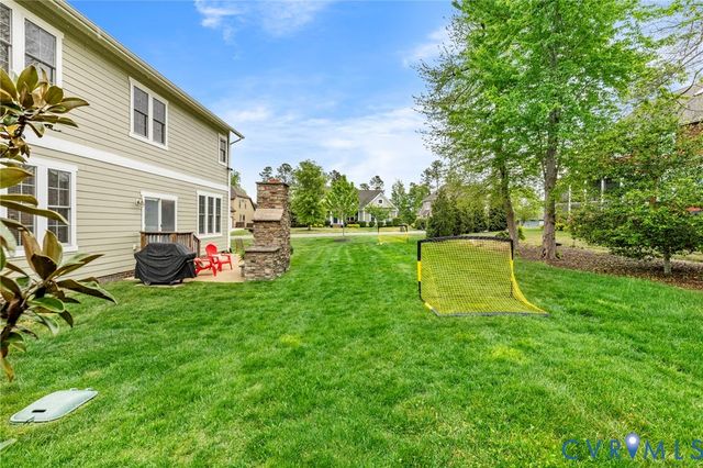 16401 Shefford Dr, Midlothian, VA 23112