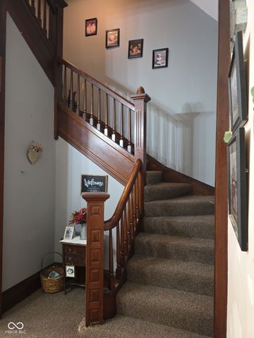 122 W 5th Street, Rushville, IN 46173