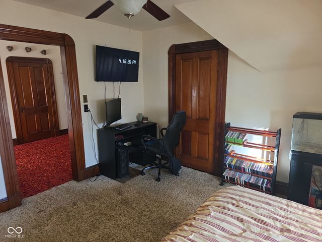 122 W 5th Street, Rushville, IN 46173