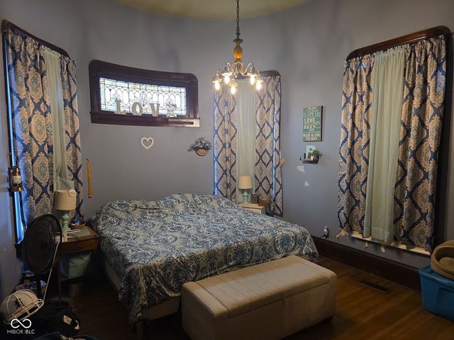 122 W 5th Street, Rushville, IN 46173