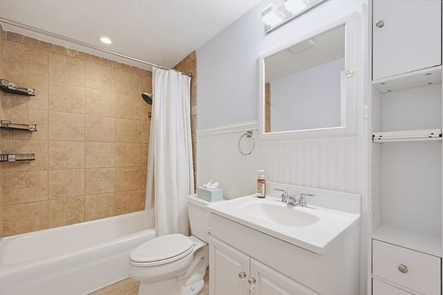 28 Main Street 5, North Reading, MA 01864