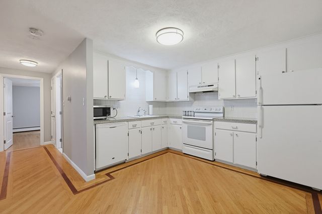 28 Main Street 5, North Reading, MA 01864
