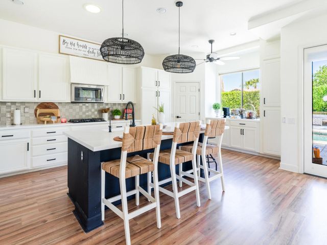 79818 Parkway Esplanade S, La Quinta, CA 92253