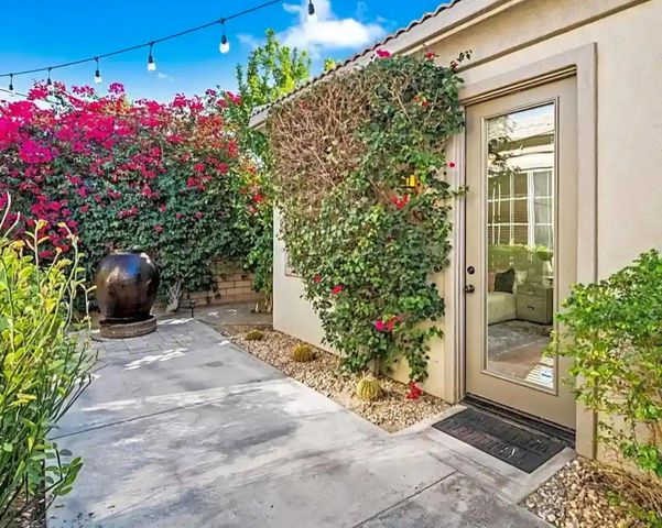 79818 Parkway Esplanade S, La Quinta, CA 92253