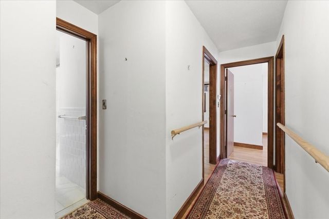 5 Spring Valley Rd, Medfield, MA 02052