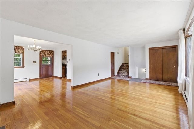 5 Spring Valley Rd, Medfield, MA 02052