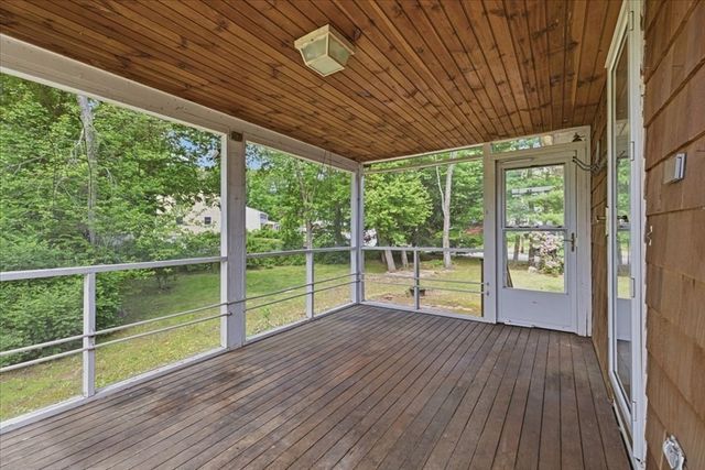 5 Spring Valley Rd, Medfield, MA 02052