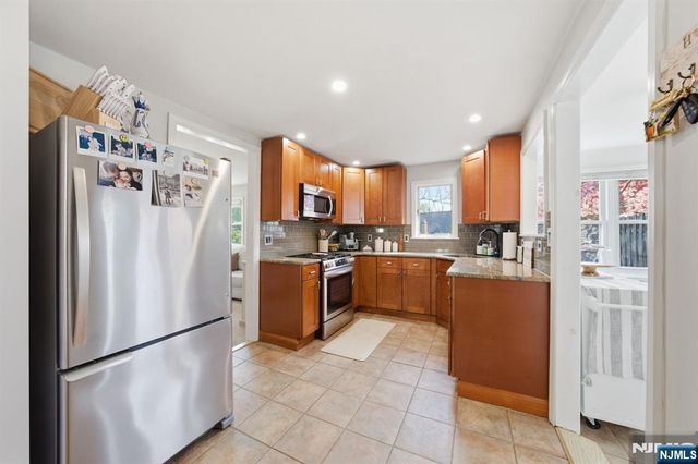 43 Merrie Trail, Denville Township, NJ 07834