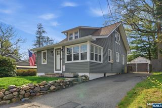 43 Merrie Trail, Denville Township, NJ 07834