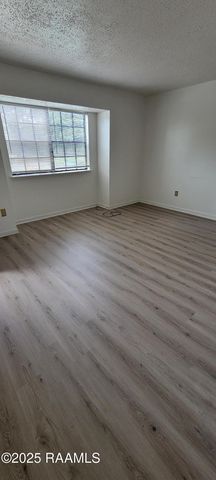 101 Vieux Orleans Circle A, Lafayette, LA 70508