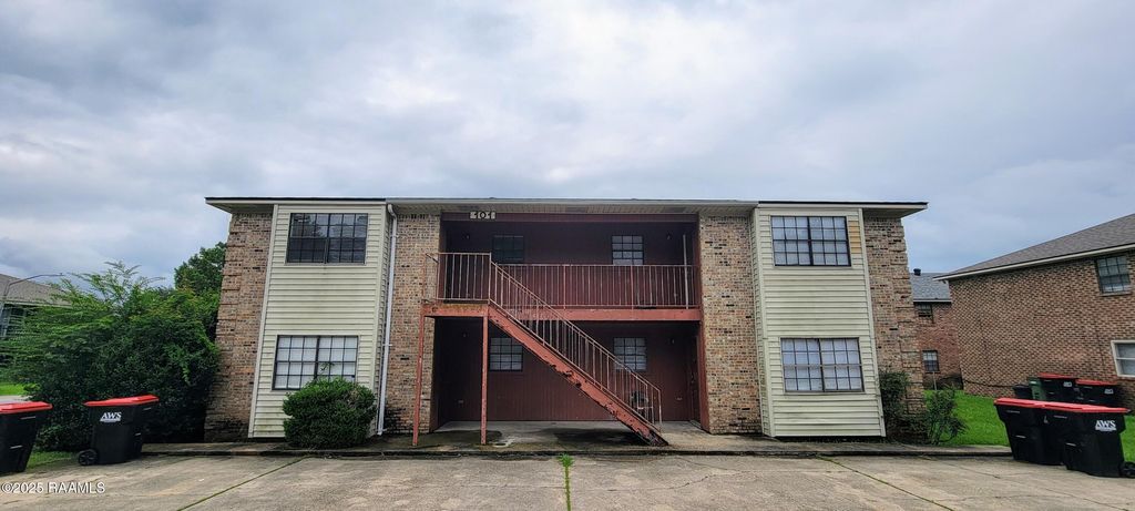 101 Vieux Orleans Circle A, Lafayette, LA 70508